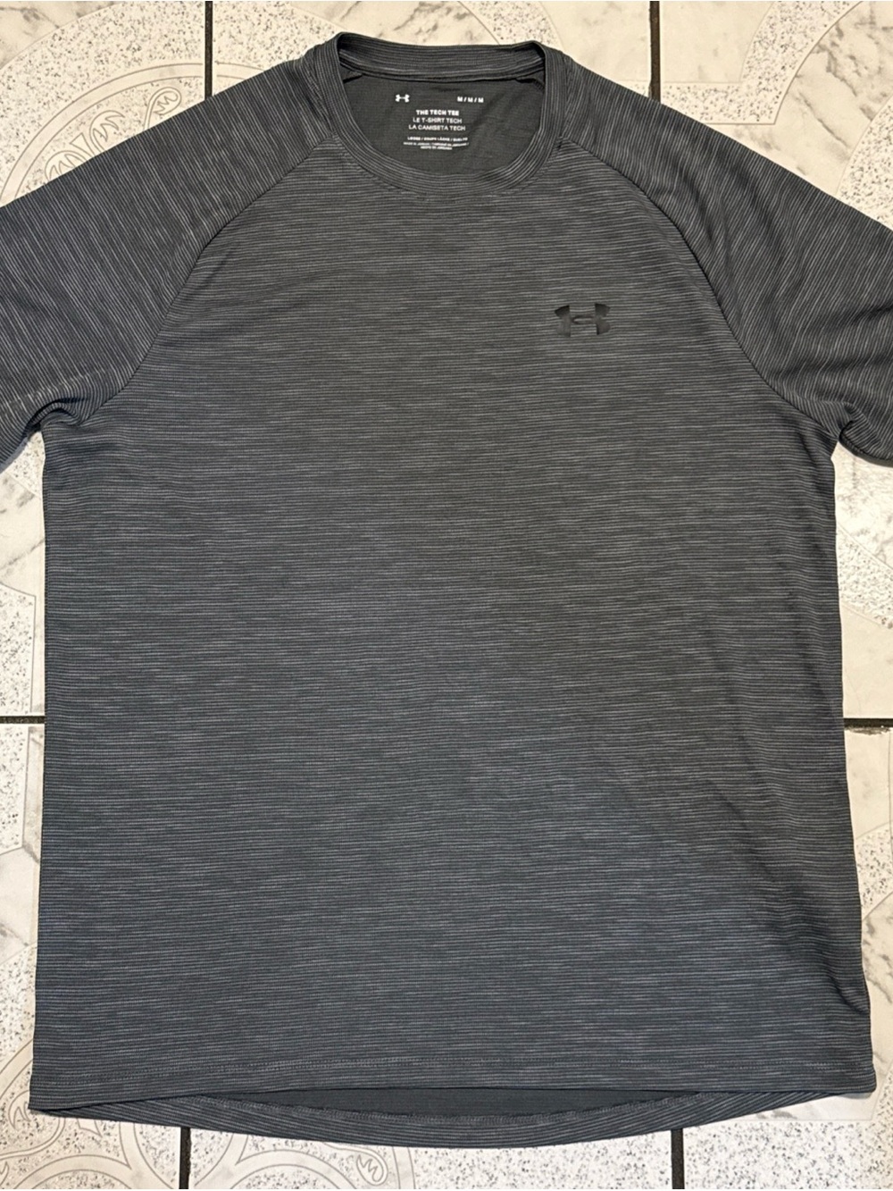 Under Armour The Tech Tee Textured Short Sleeve T-Shirt Grey Men’s Size Medium